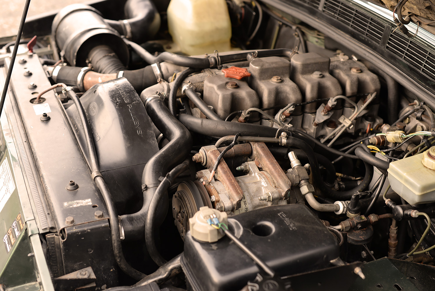 Remove Rover Classic Engine 1991 Land Rover, Range Rover Classic - Commonwealth Classics