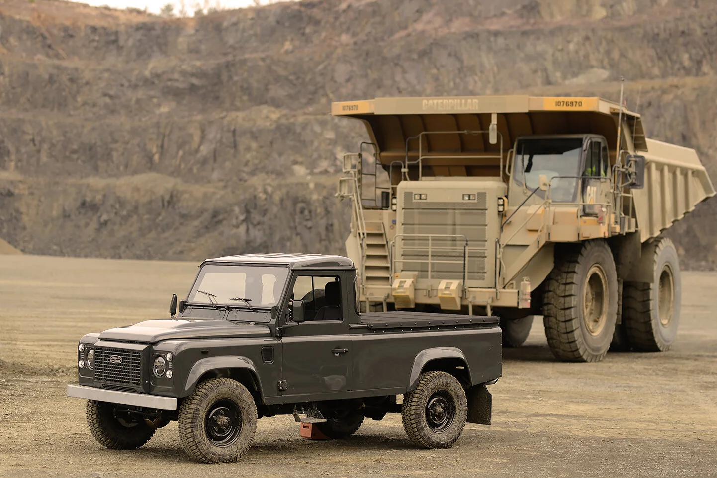 1990 Land Rover Defender 110 - Georgetown - Commonwealth Classics