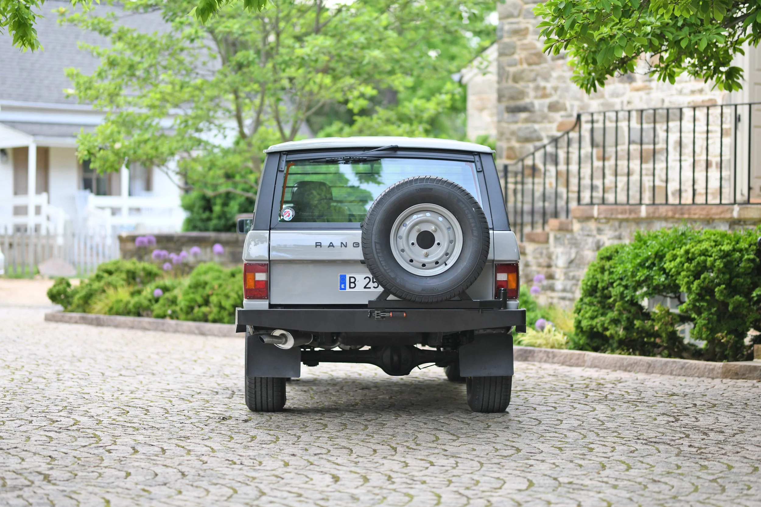 Restored two door Range Rover Classic - Commonwealth Classics