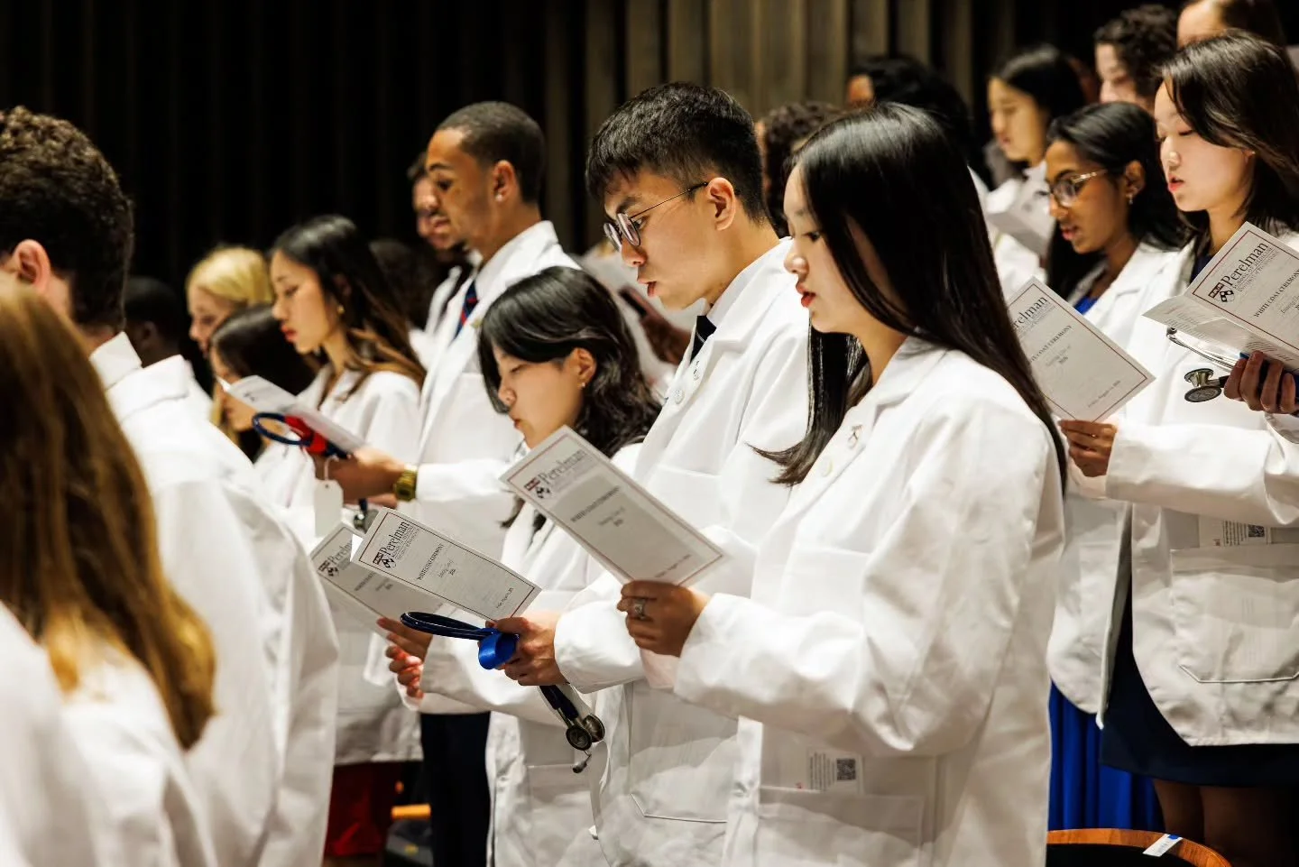 White Coat 🥼🩺 To cap off a wonderful Orientation week earlier last month, the Perelman School of Medicine welcomed its incoming class during White Coat Ceremony. Family and friends joined our students to celebrate as they received their white coats