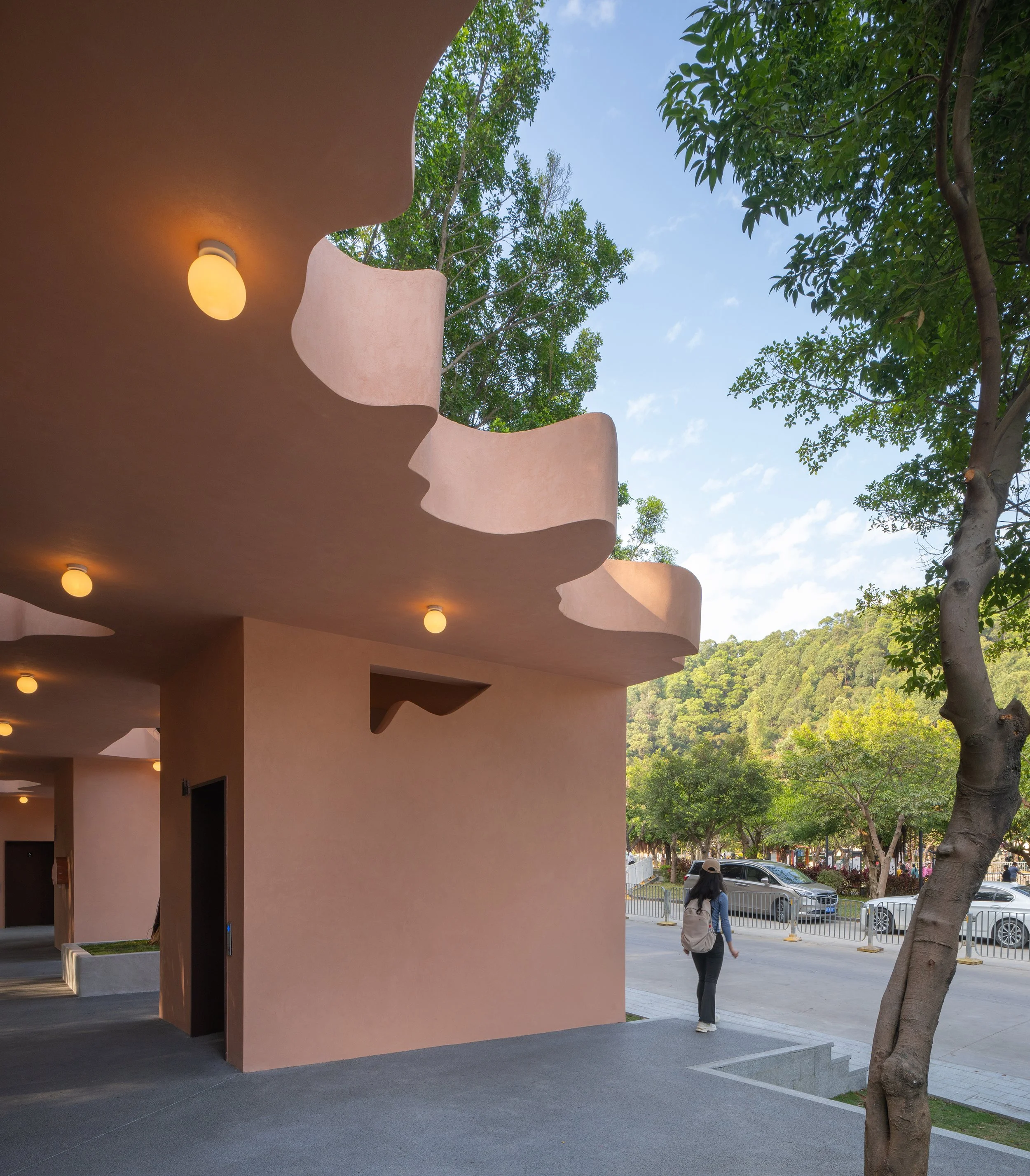 6-服务社区居民和周边运动、登山爱好者的休整驿站 A rest stop for community residents, amatuer athletes and hikers. ©张超 Chao Zhang.JPG