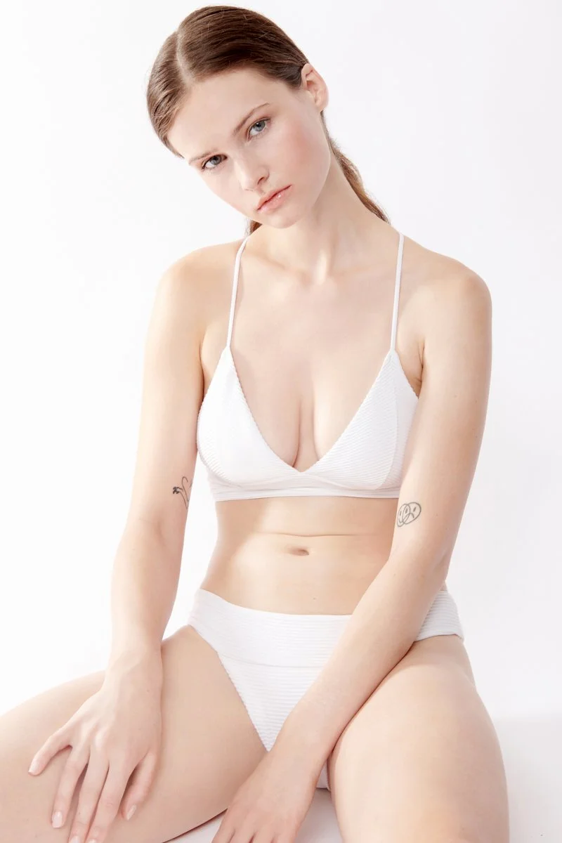 Laura_11723_Mm_extra23802p.jpg