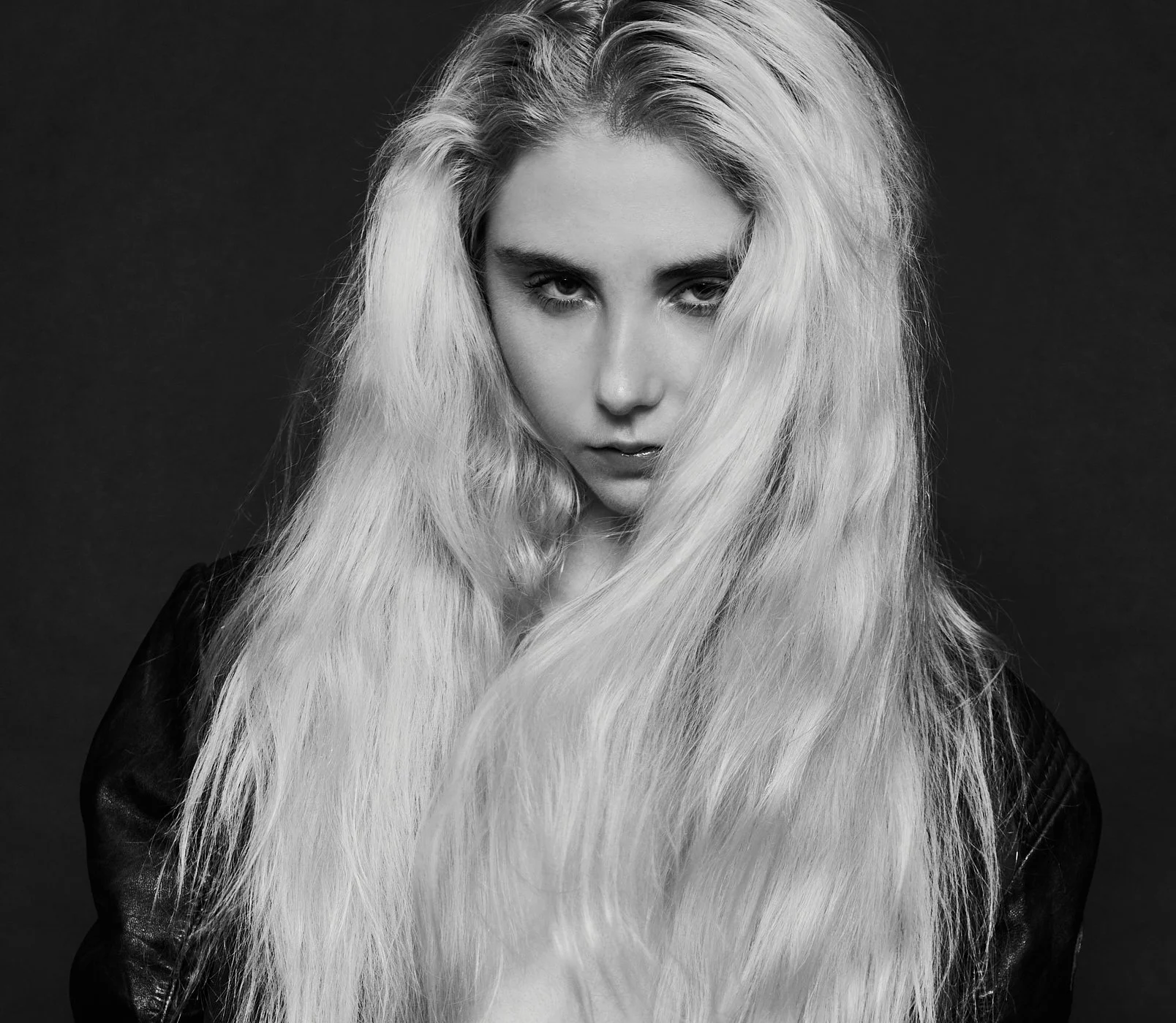 01_Lia Sophie_240625104564p.jpg