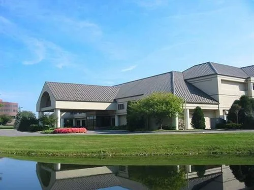 Debt and Equity Arranged for an Indianapolis-Carmel Based Hotel