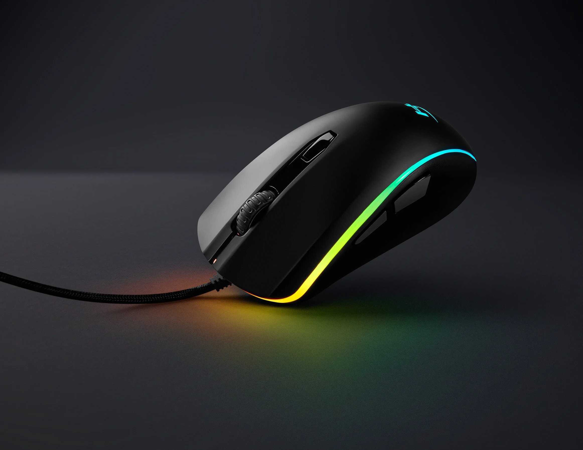 2021-11-01-NW-HYPERX-PULSEFIRE-RGB-GAMINGMOUSE3021_HERO.jpg