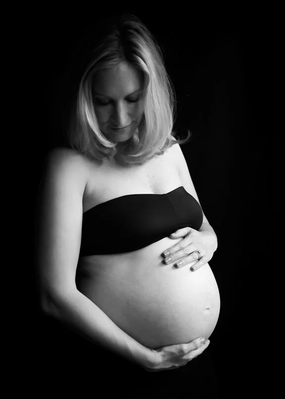 120414_ToniMaternity_0096bw.jpg
