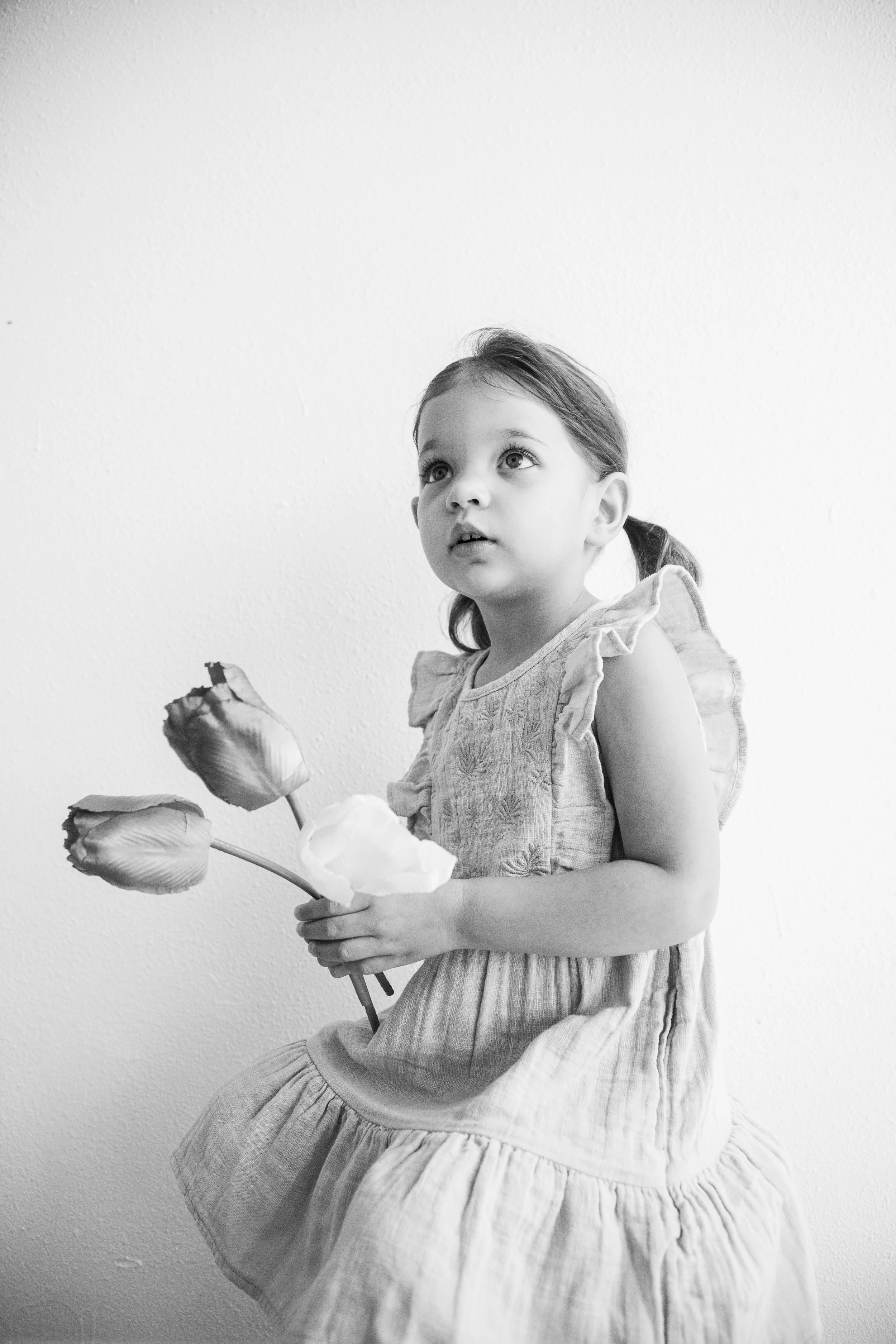 250627_Arya_Wallflower_kidslifestylephotographer_0116-2.jpg