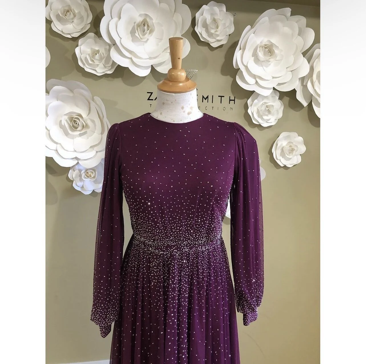 24AEFF3D-4518-414A-A68D-4D371B98F9F8