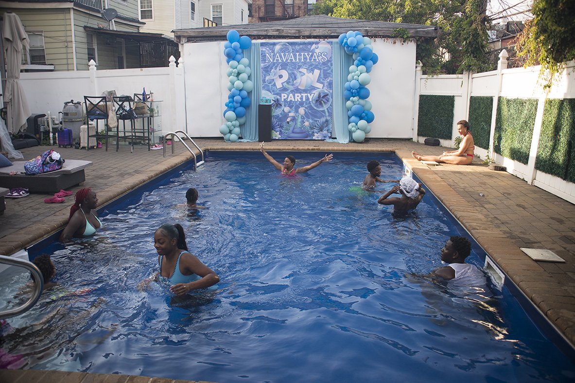 Navahya_AMY3568.jpg