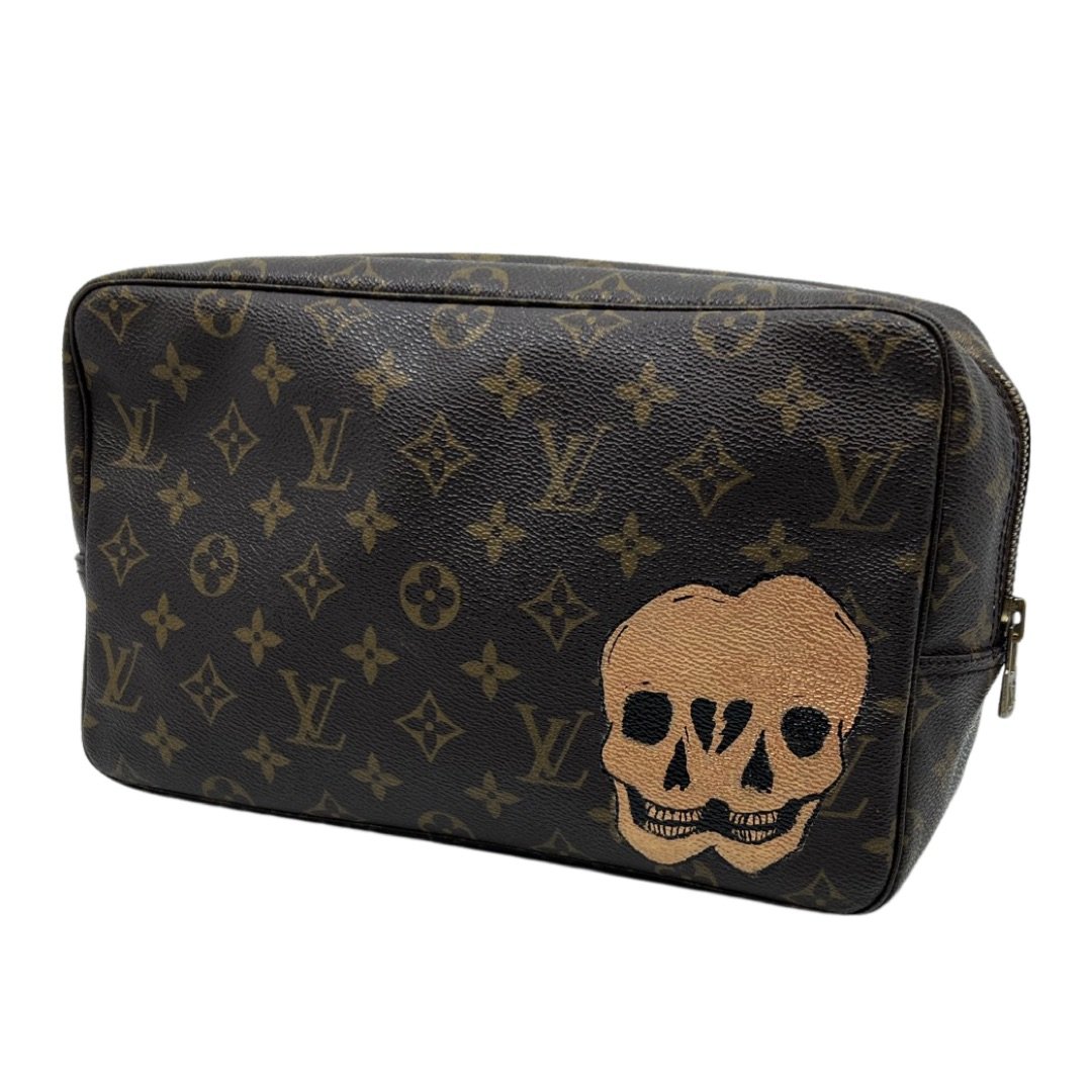 Double Skull // Louis Vuitton Trousse 28