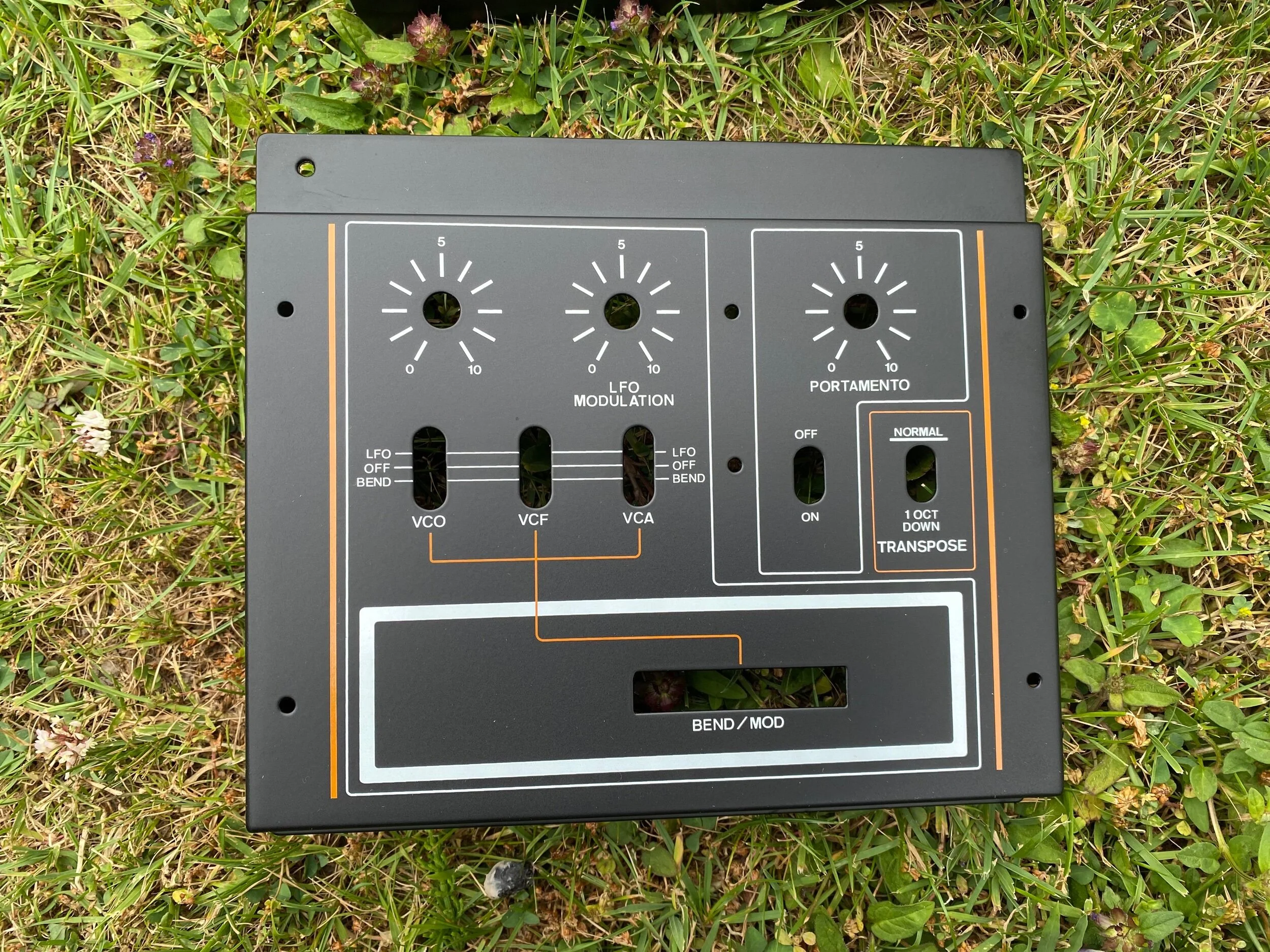 BFC483E5-2905-4323-B147-6E6DAABD3912