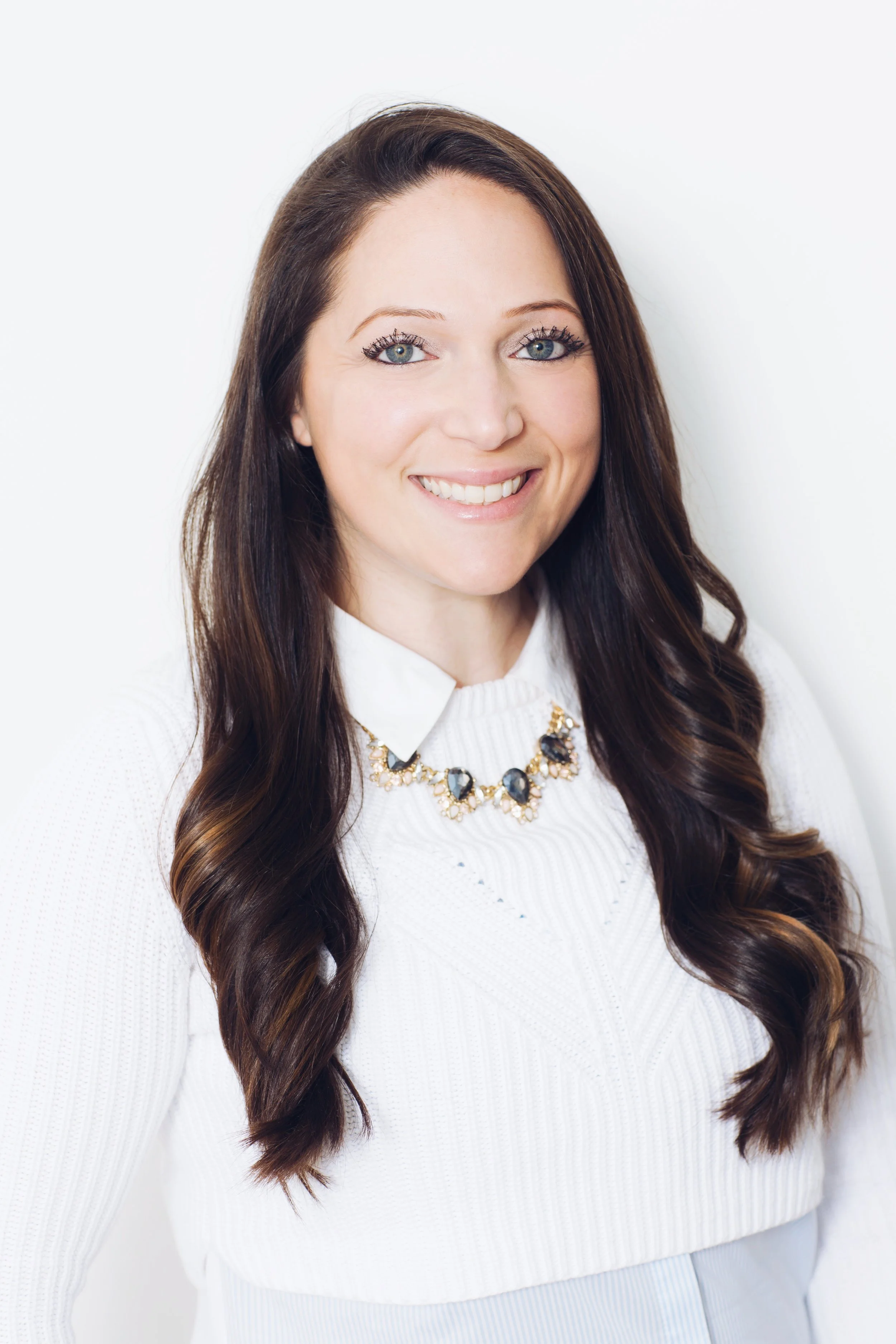 Carolanne Coviello VICE PRESIDENT, PR Carolanne Coviello has been a part of the Creative Media Marketing family for over 10 years and in some cases known as the CCO, Chief Comradery Officer. Striving for a positive and fun work environment is something she is passionate about from team outings to birthdays and it is also the reason her clients feel like they are not just part of her team but the CMM family. Her passion for the industry and fearless personality enable her to produce off the chart results for her clients and create custom strategies based on their needs. Past clients include Tata Harper, Jurlique, Conair Professional, Goody Hair Products, Dentek, Too Faced Cosmetics.