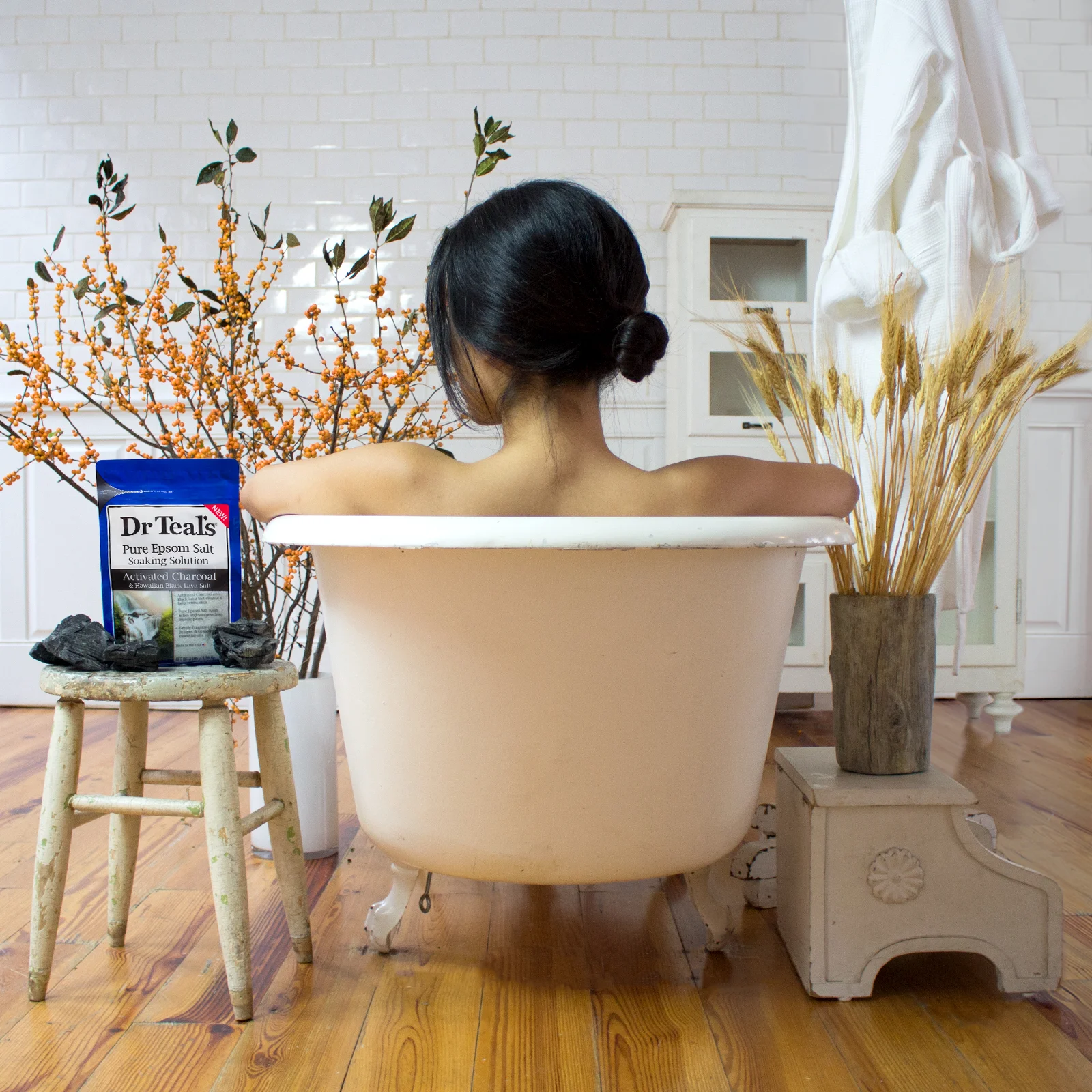 Tub_ActivatedCharcoal.jpg