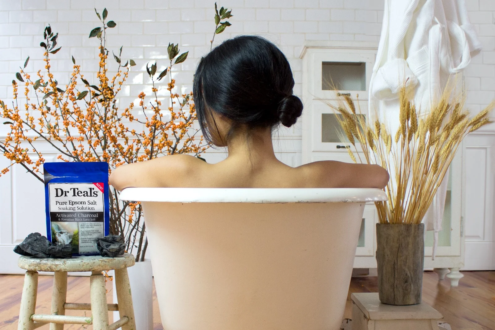 Tub_ActivatedCharcoal.jpg