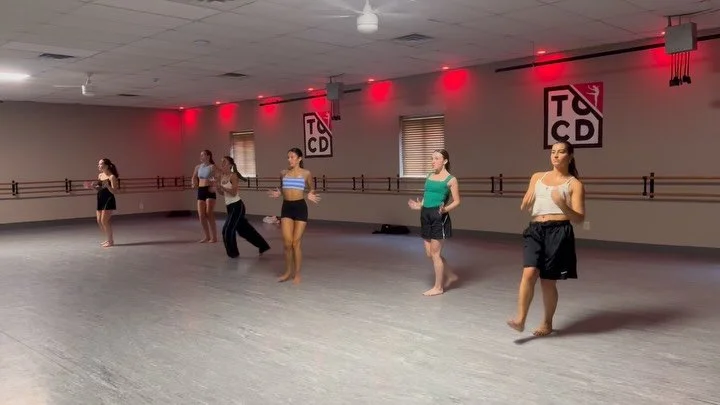 A glimpse into the TOCD Summer Dance Intensive! 🔥

We are so thankful to have the ability to bring in amazing faculty for a week of dance and growth. 

First clip - @josh_assor 
Second Clip - @channingcooke 
Third Clip - @briawaltonn 

Look out for 