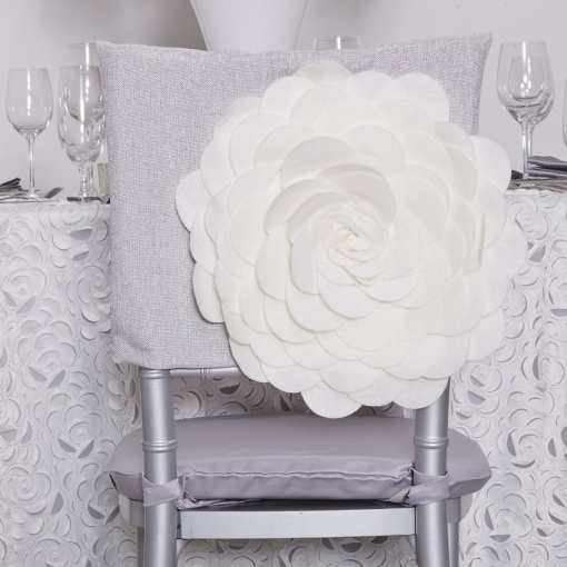 front_photo_fiori_luxury_chair_cover.jpg
