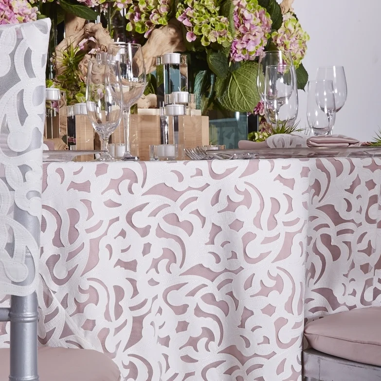 white_iris_luxury_linen_hire.jpg