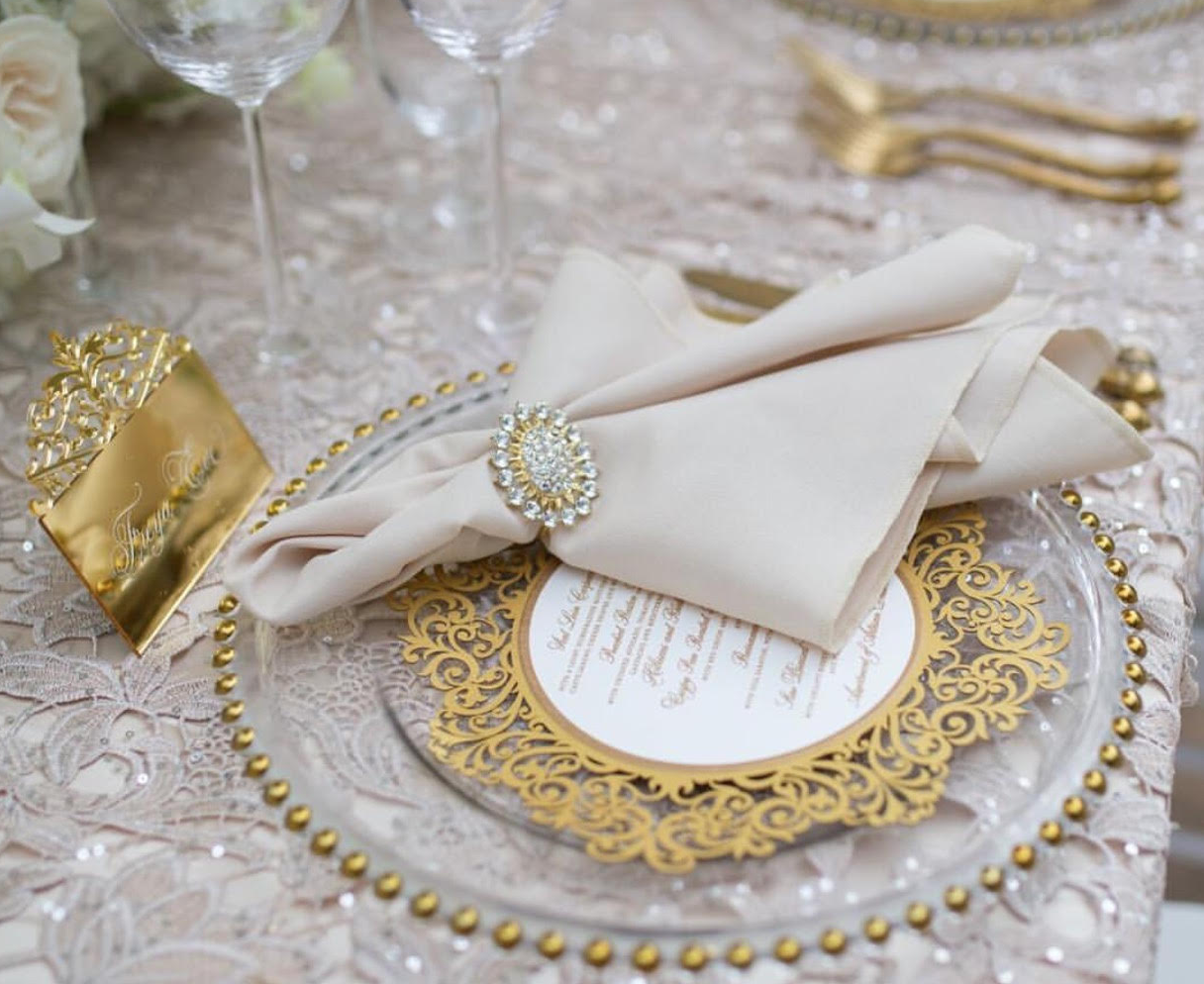 gold_crystal_napkin_ring_sydney_wedding_reception_decor_.png