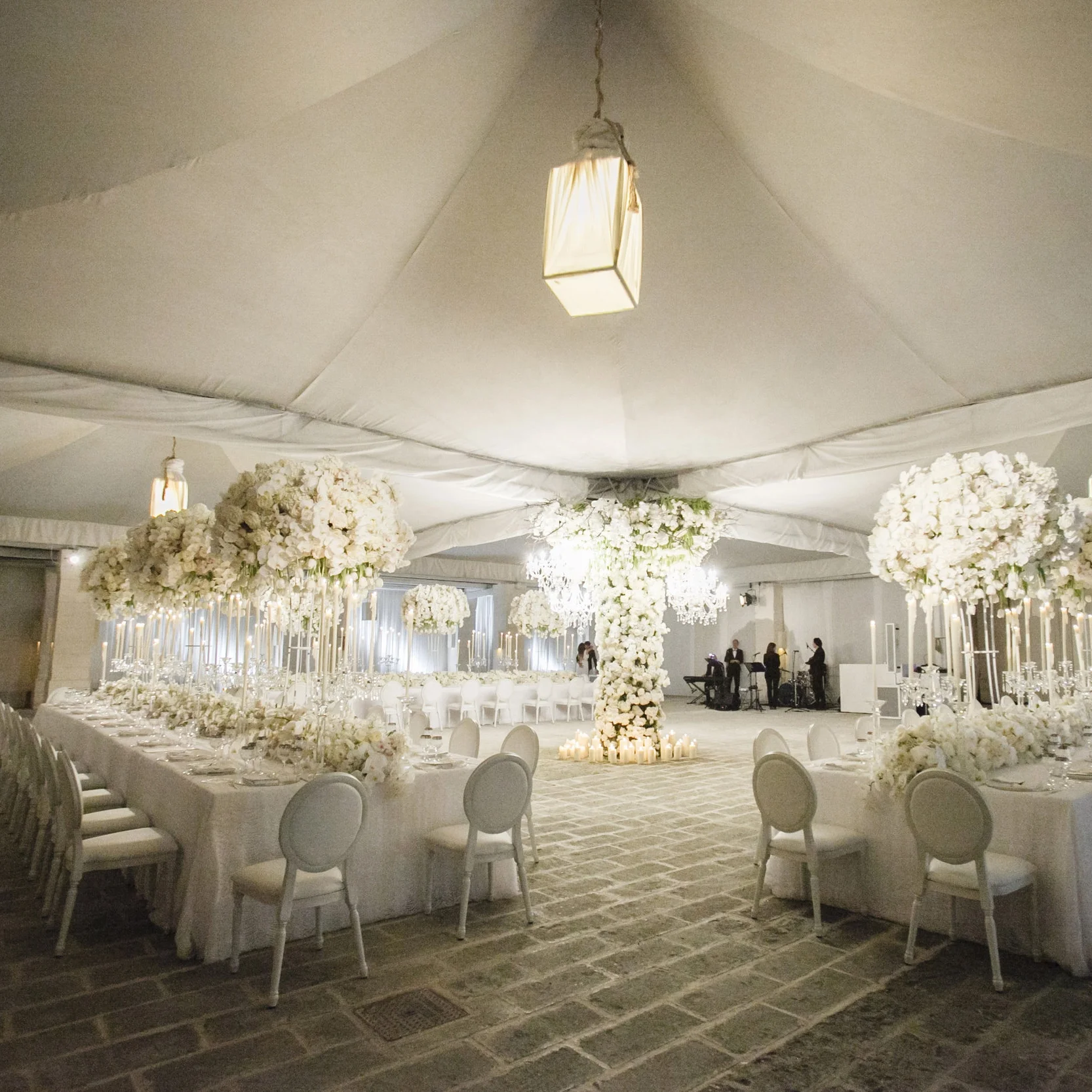 destination_weddings_italy_floral_experience.jpg
