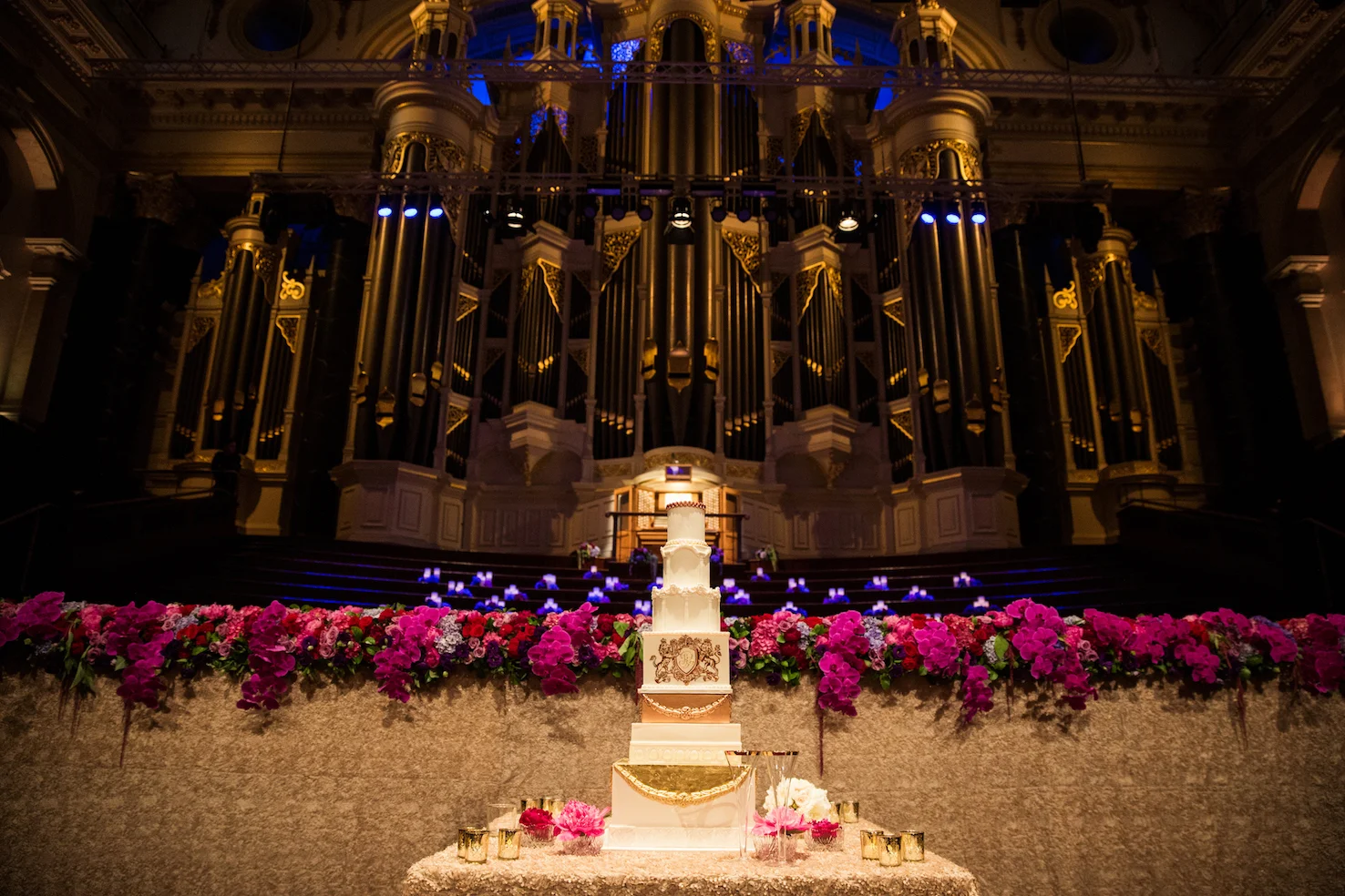 sydney_town_hall_luxury_wedding_regal_gold_red.jpg