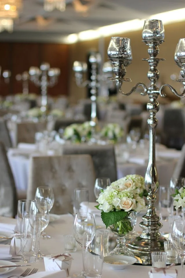silver_chrome_candelabra_centrepiece_hire.jpg