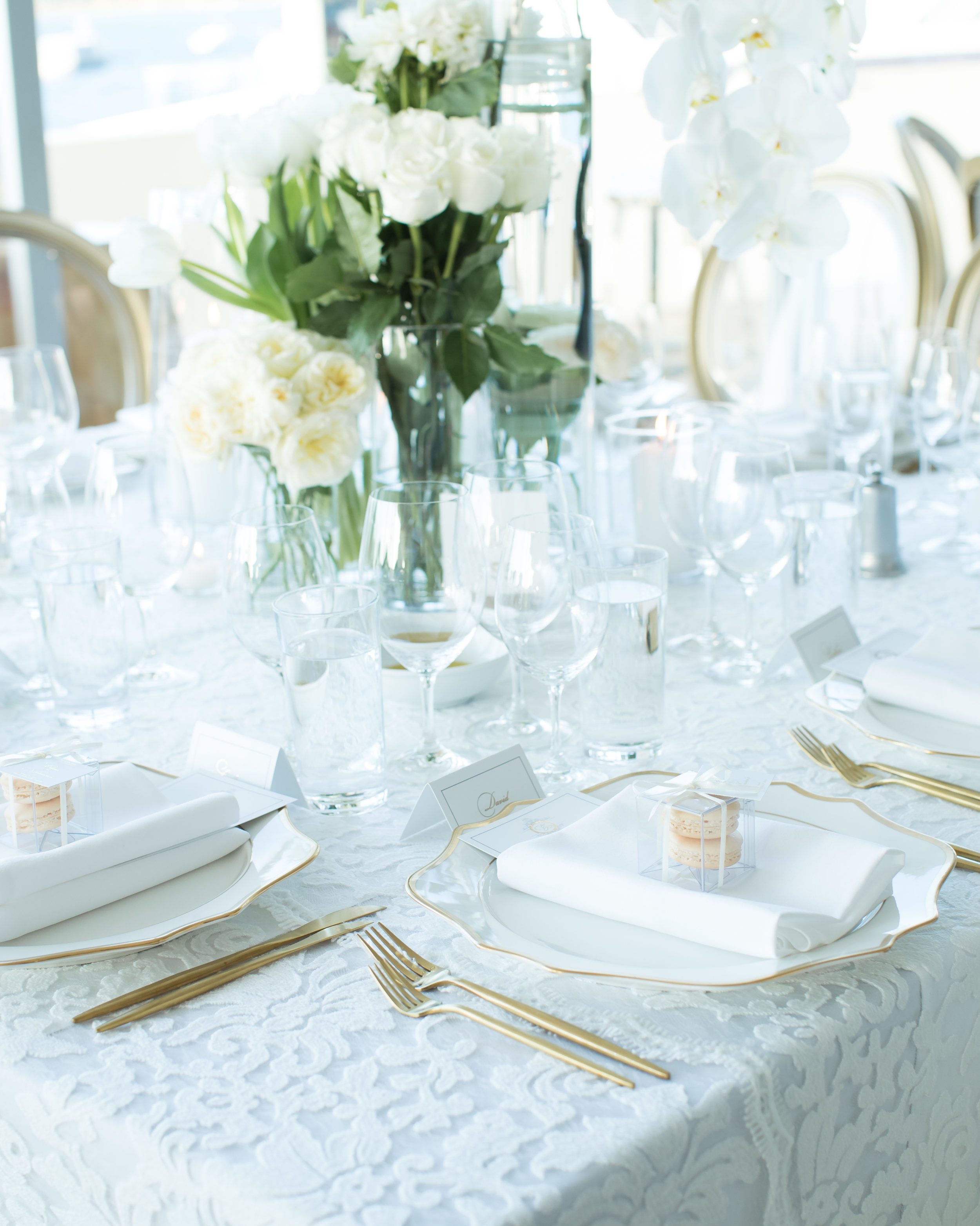 White Anita luxury linen 3.jpeg