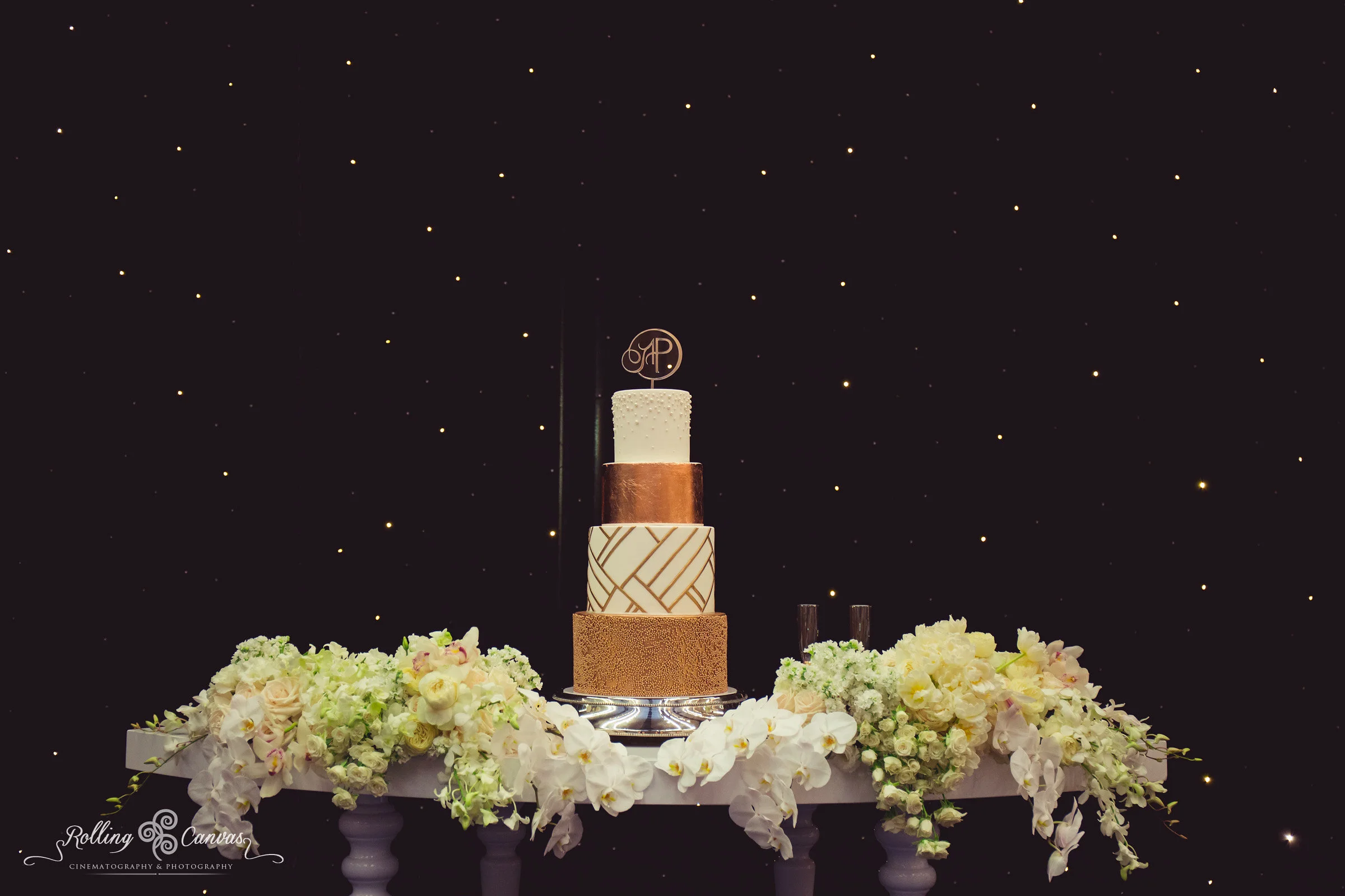 Wedding_Photography_Sydney_Rolling_Canvas_Presentation_elegant_reception_chandeliers_fairylights_white_dancefloor_luxury_linen_decor_cake_Hyatt_Regency_Sydney-57239.jpg