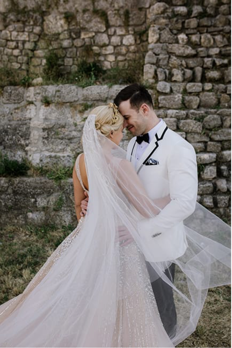 Bride_groom_dress_11th_century_fortress.png