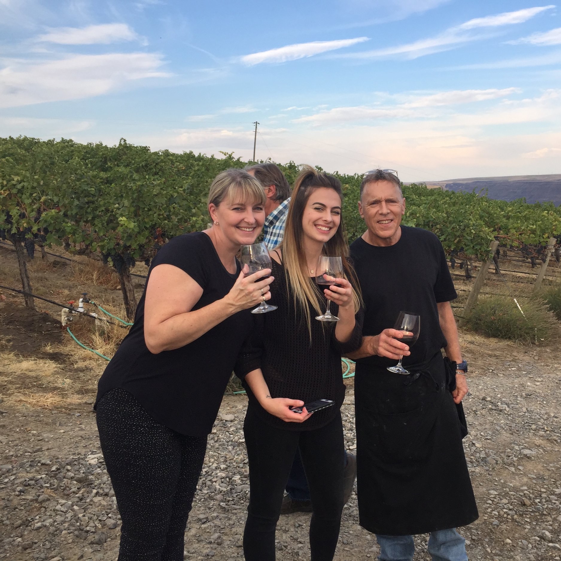  The Q crew enjoying the scenery at DenHoed vineyard.  