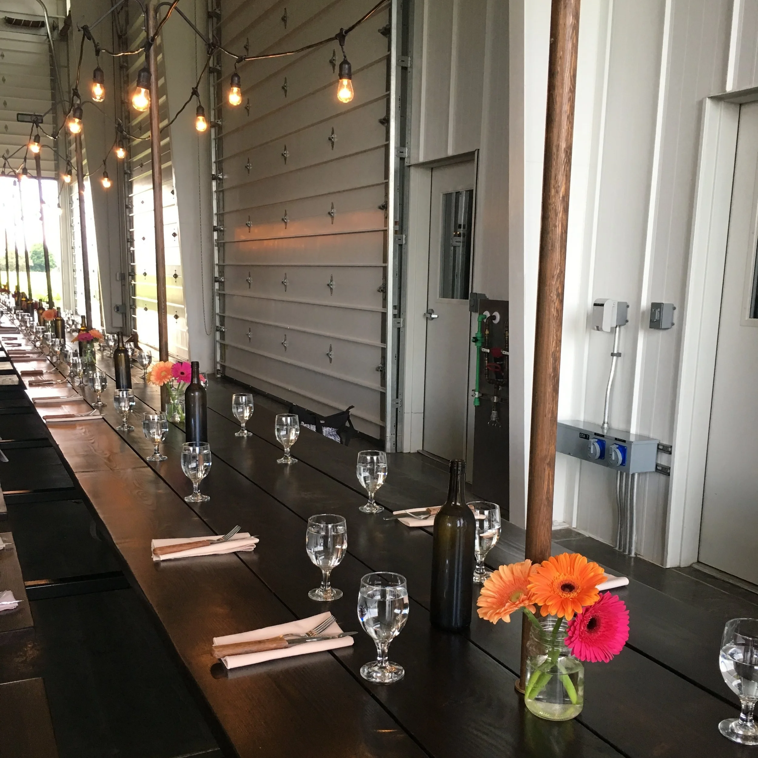 Dusted Valley Wallywood Dinner