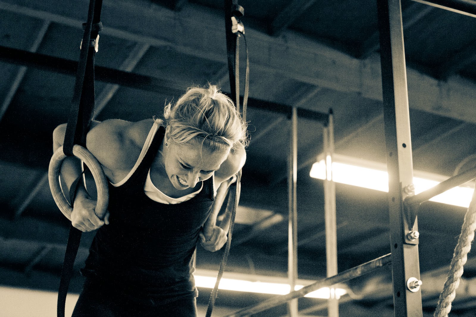 Muscle Ups Crossfit Amplify