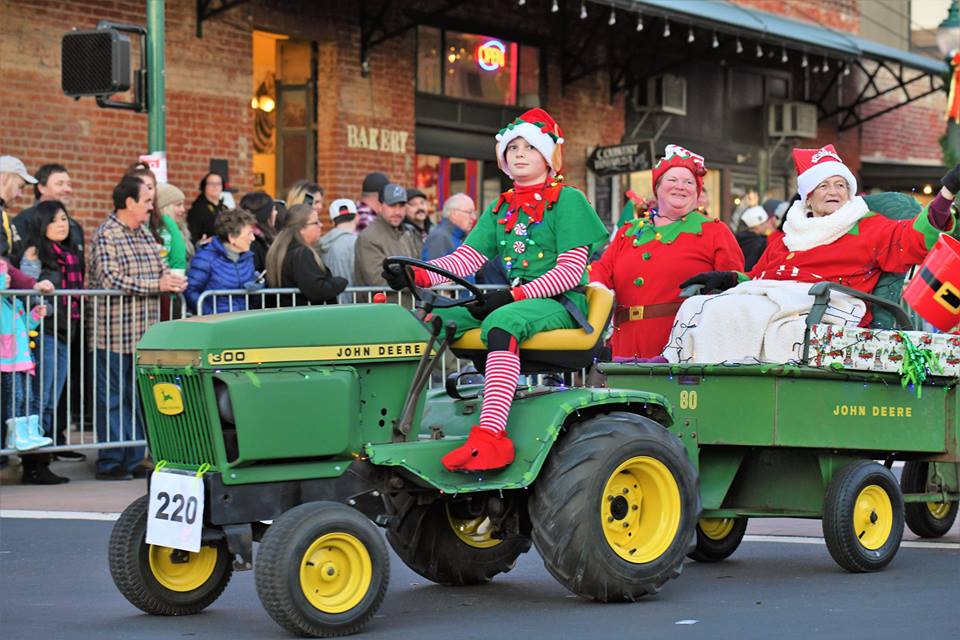 Parade - elf.jpg