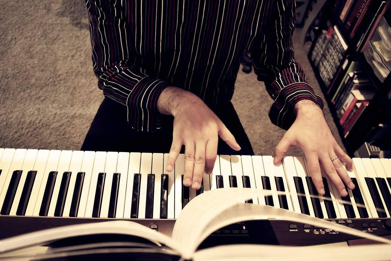 piano.jpg