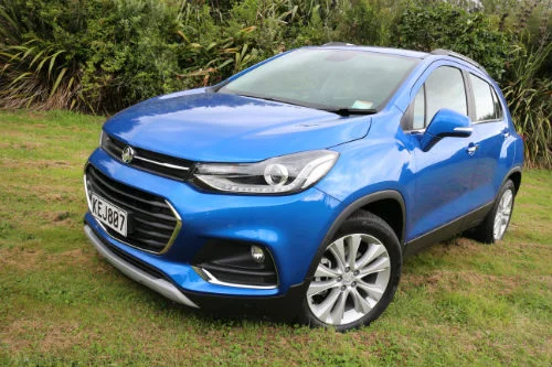 Trax LTZ: Hurt by the enemy within