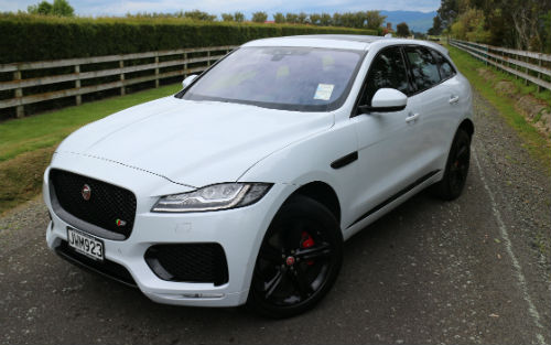 Jaguar F-Pace: On the right path