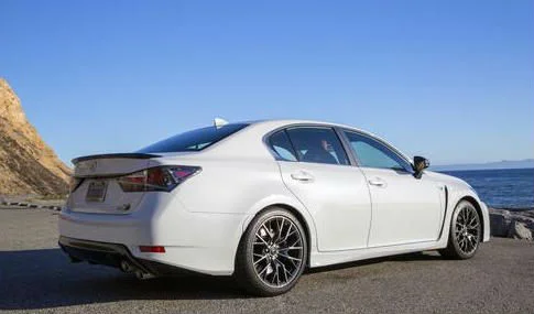 Lexus GS F on track for racing start