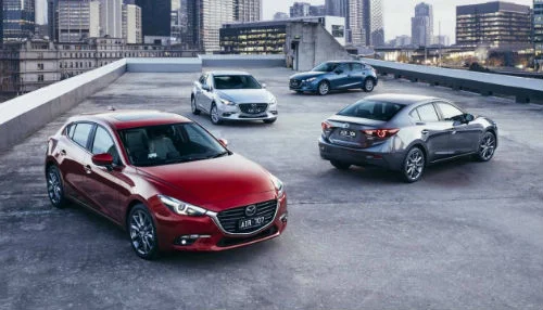 MNJuly18_Mazda3_2.jpg