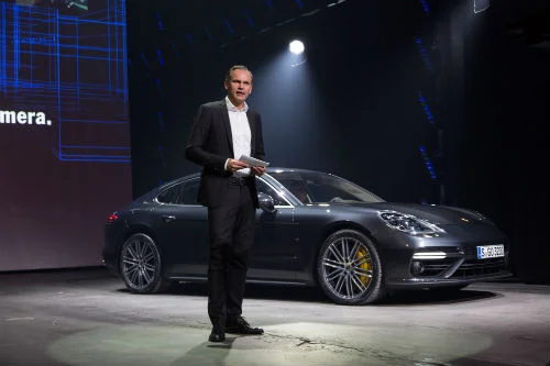 MNJune29_Panamera5.jpg