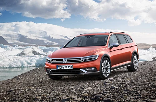 Alltrack Passat scouting Outback territory?
