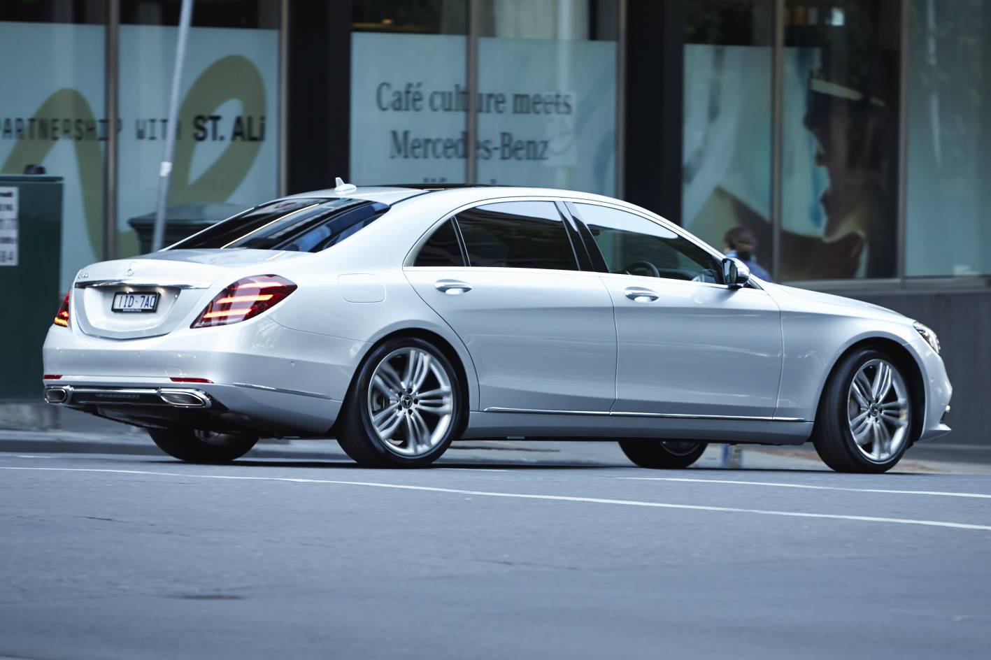 SClass3.jpg