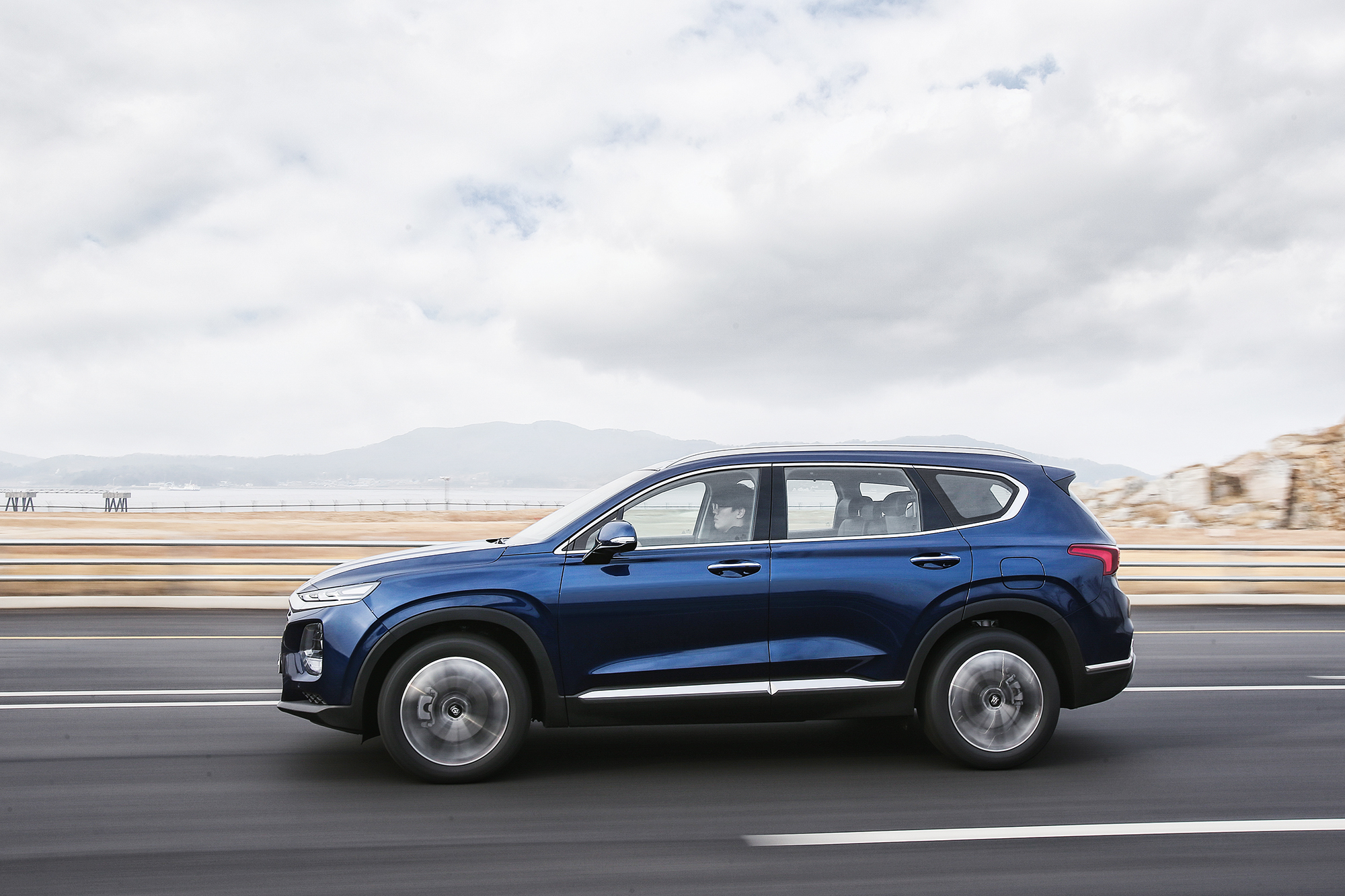 Santa Fe (TM) - 10.jpg