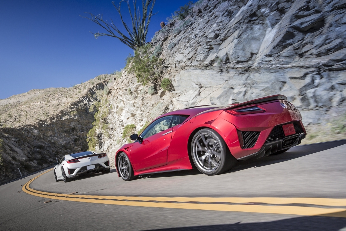 2017_Acura_NSX_022.jpg