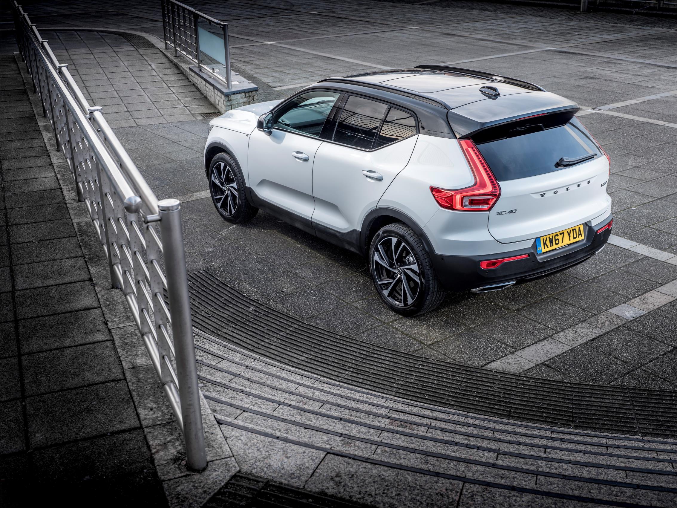 219661_Volvo_XC40_crowned_What_Car_Car_of_the_Year_2018.jpg