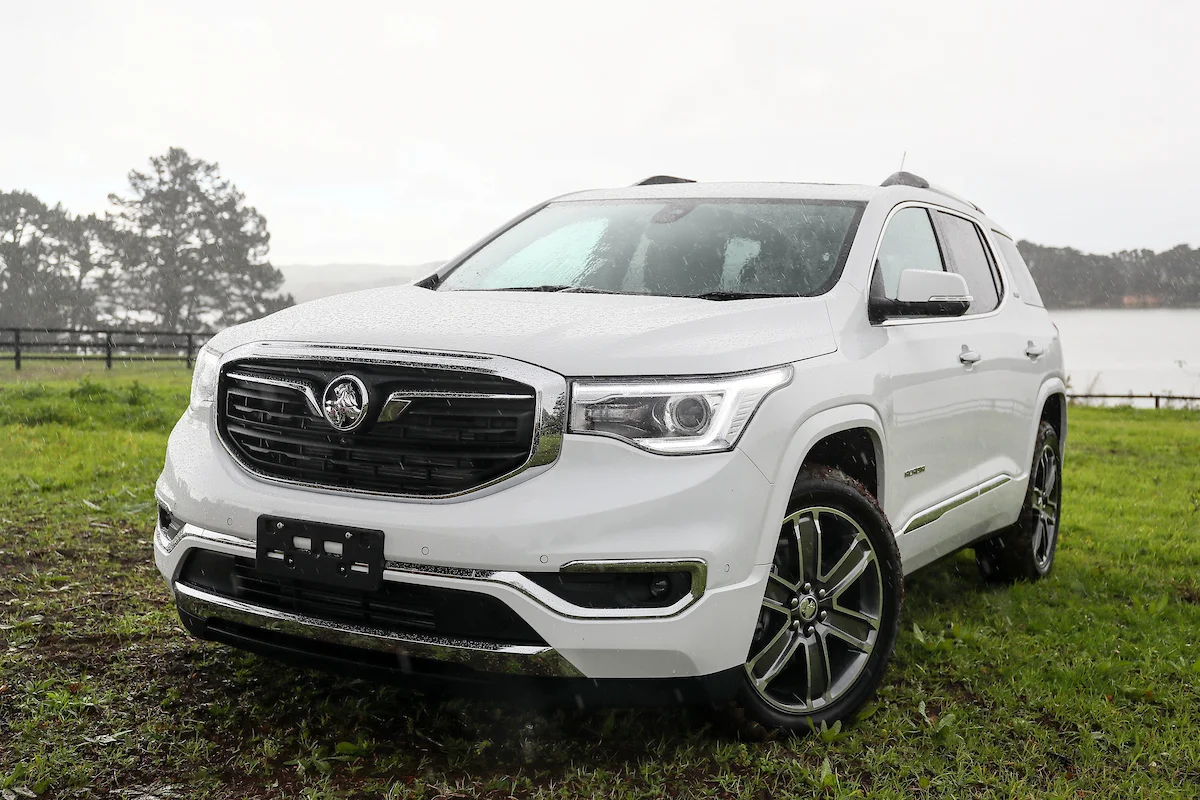 Holden Acadia_1.jpg