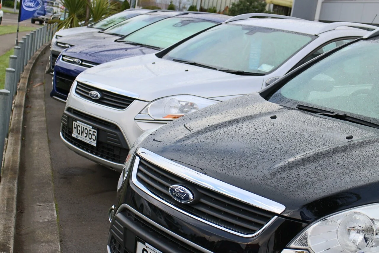 More than 5600 vehicles bought every week