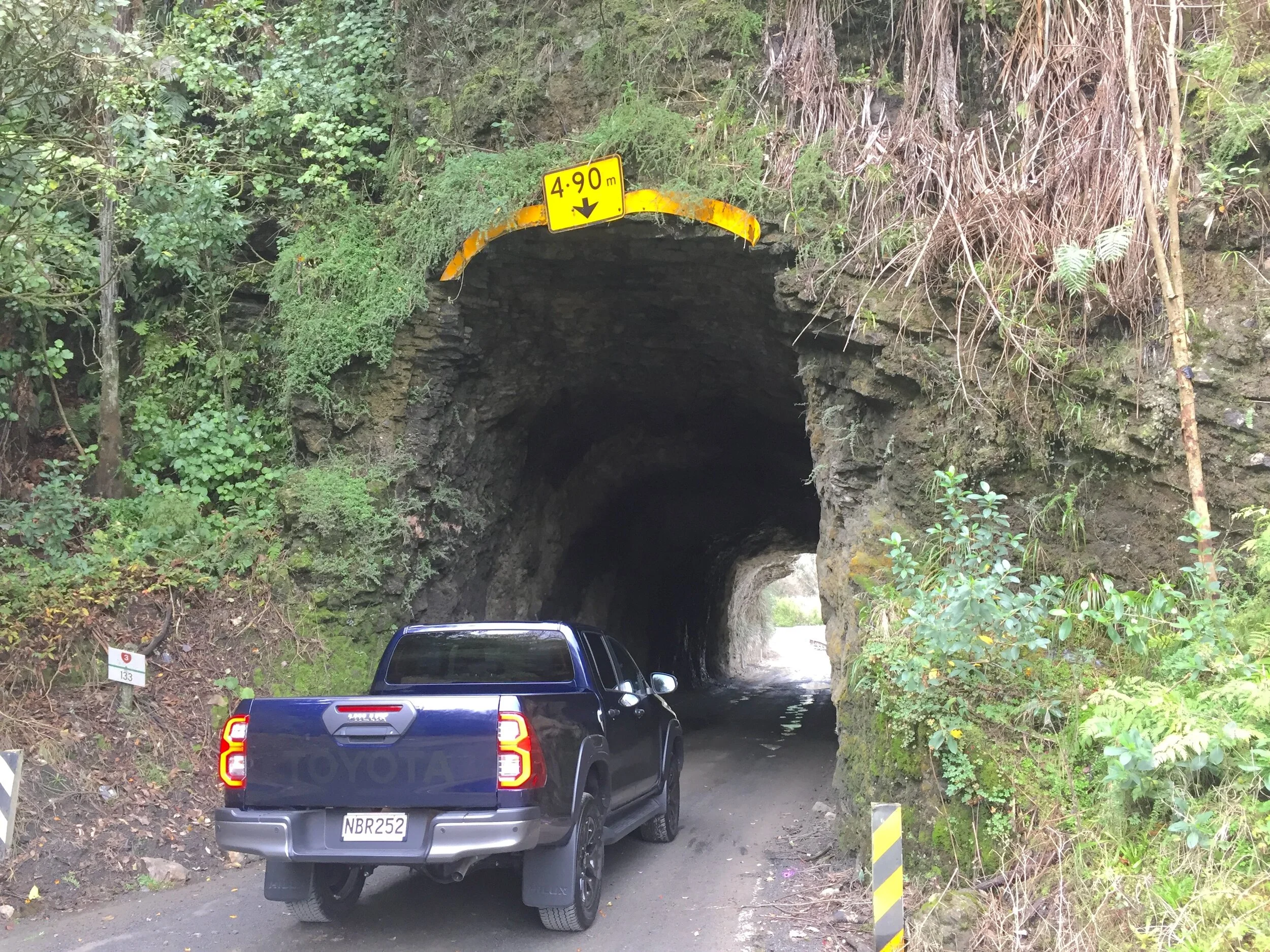 Toyota Hilux SR5 Cruiser review: Tunnel vision