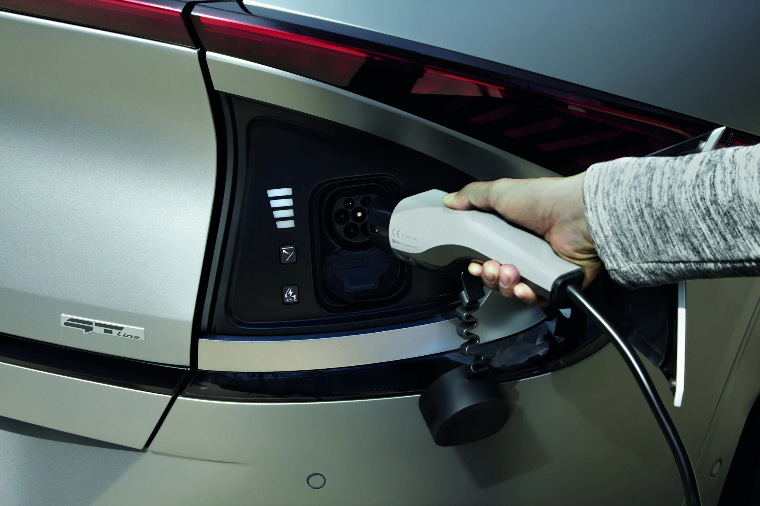Assault with battery – EV6 betters Ioniq 5
