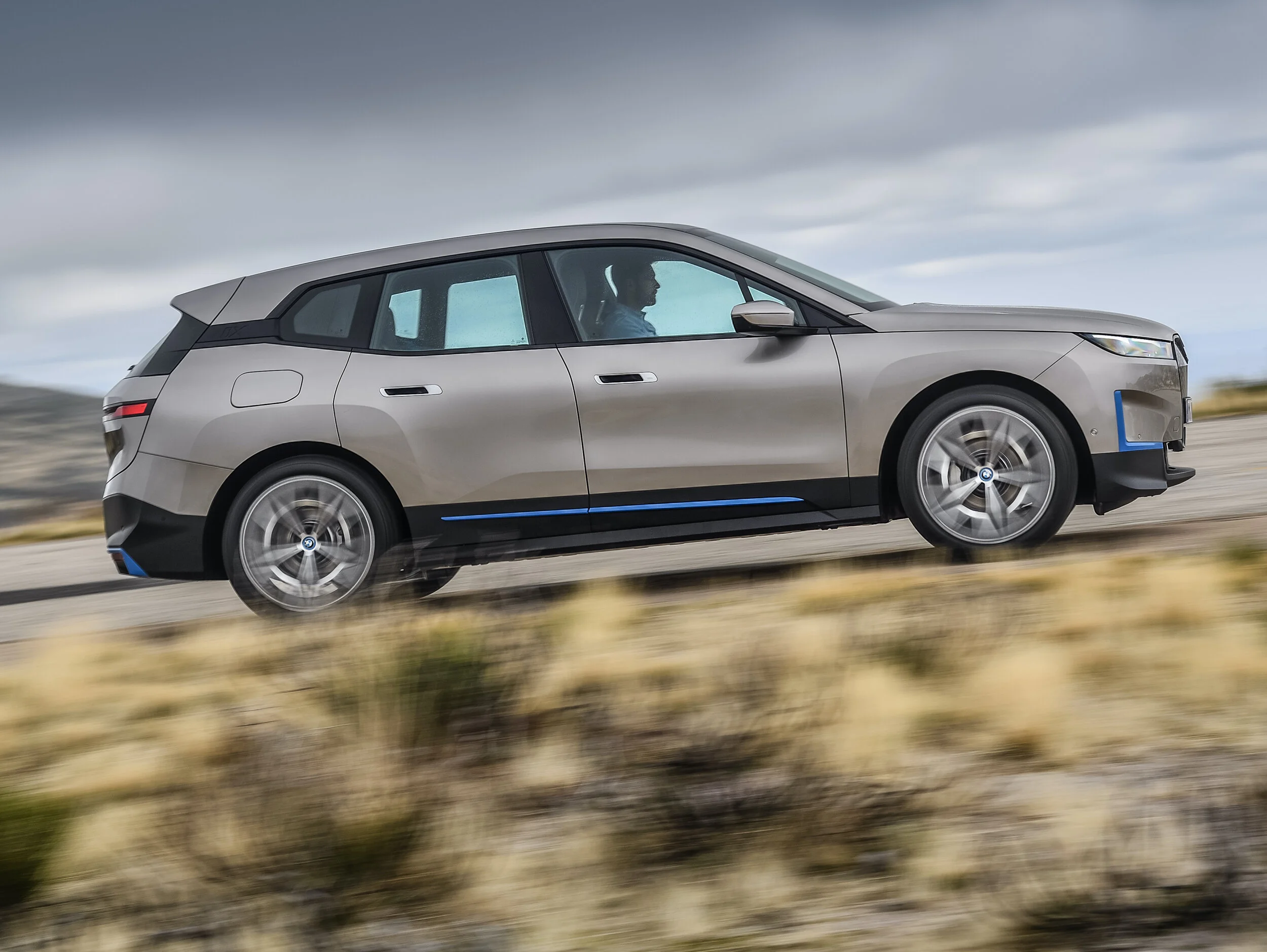  iX pricing announced, late-year arrival confirmed