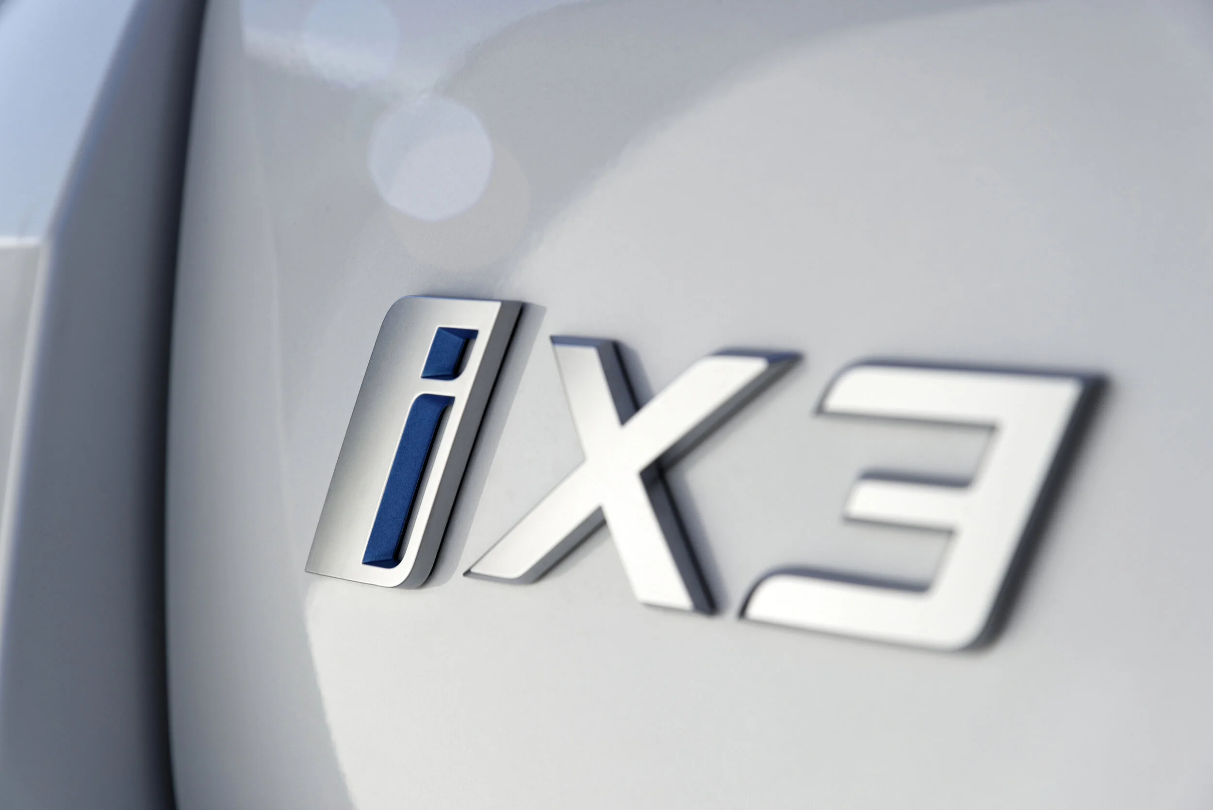 iX3 in two trim levels