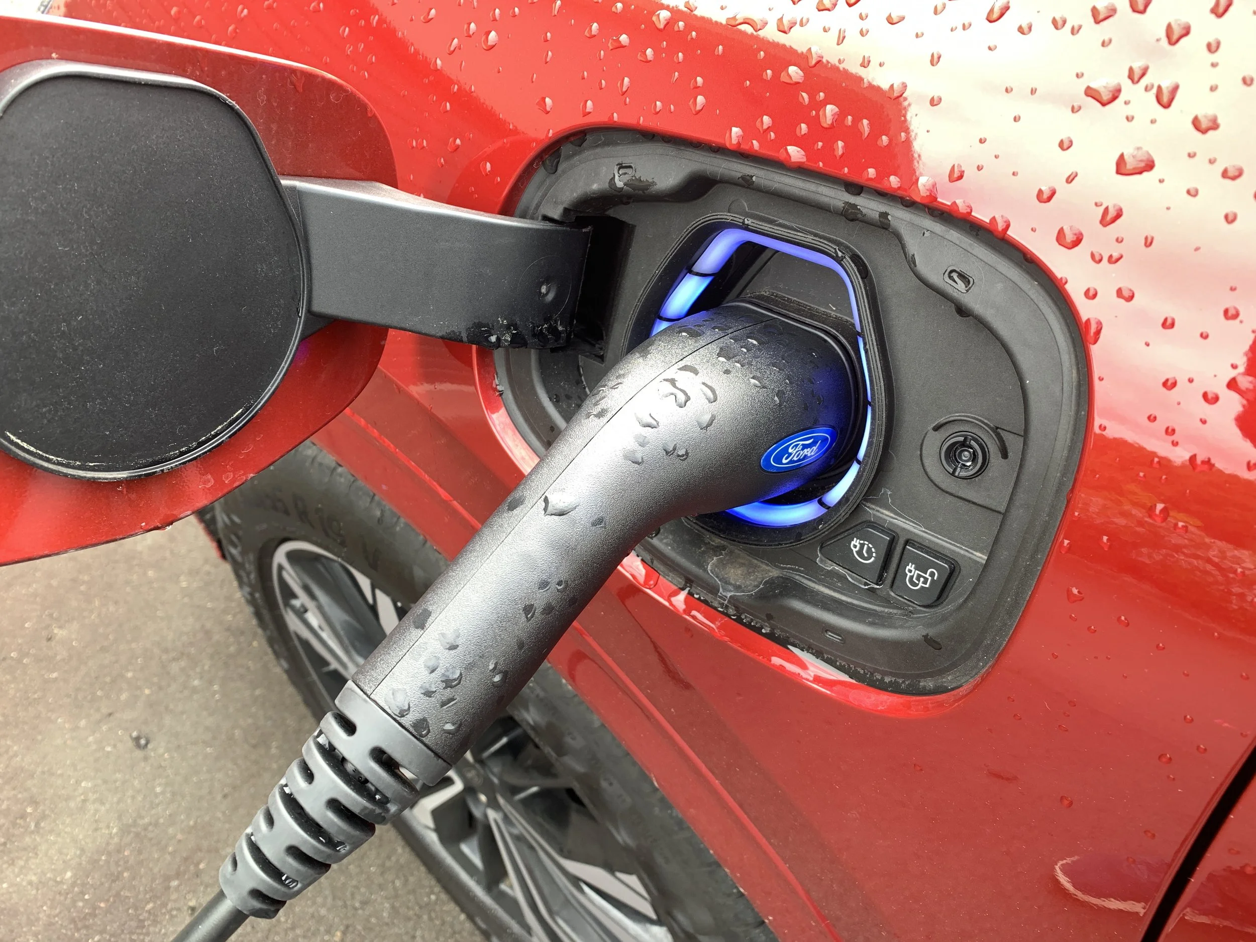 Ford Escape ST-Line X PHEV review: Green scene contender